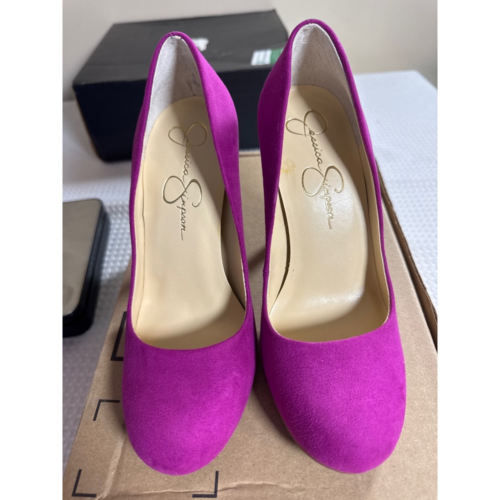 Jessica Simpson Pumps Women 7M Round Toe Magenta Purple Dress NWOB